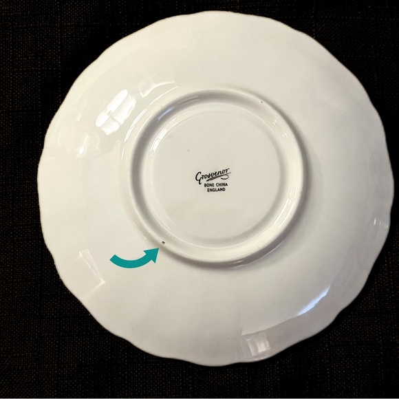 GROSVENOR tea cup & saucer Painted gold gilt scroll work large teacup England - Picture 5 of 5